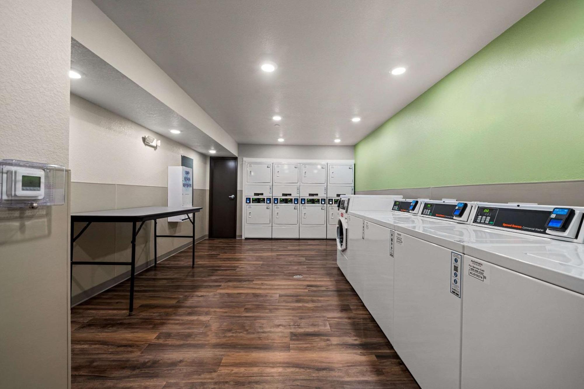 Woodspring Suites Yorktown 纽波特纽斯 外观 照片